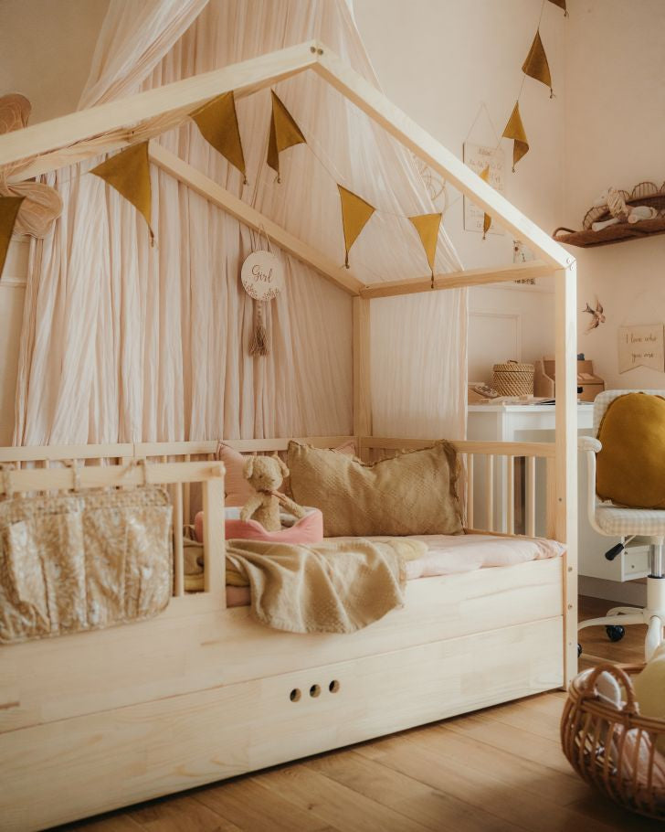 Dream Nest Hausbett 80x160 mit Rausfallschutz für Kinder