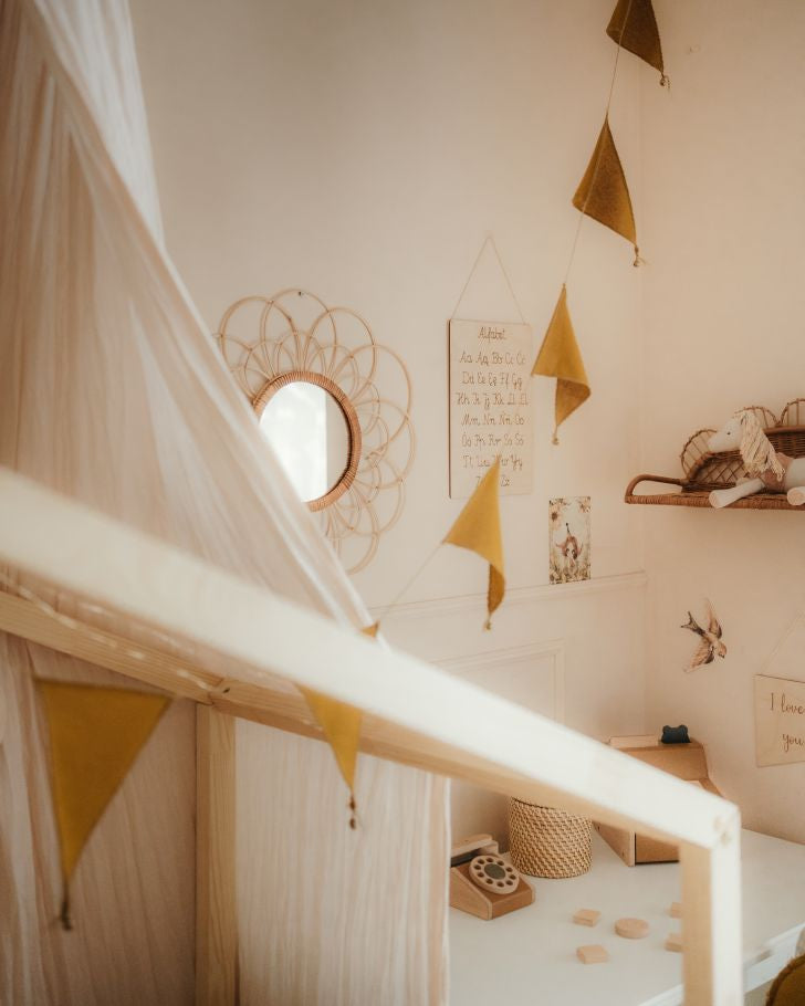 Dream Nest Hausbett 80x160 mit Rausfallschutz für Kinder