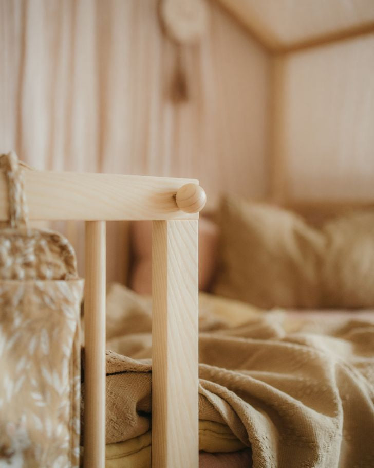 Dream Nest Hausbett 80x160 mit Rausfallschutz für Kinder
