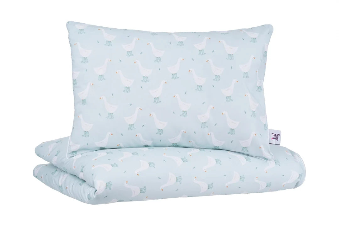 Bellamy Gooses Tales Kinderbettwäsche-Set 2-teilig mit Füllung 140x200 cm – Baumwolle OEKO-TEX, antiallergisch