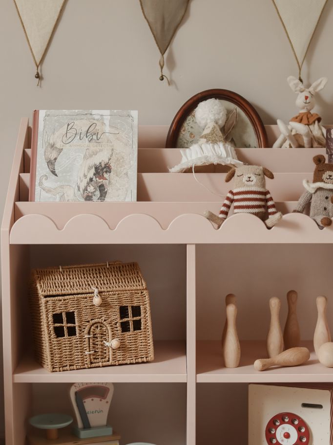 Book Nook Kinderregal für Bücher und Spielzeug im Montessori-Stil
