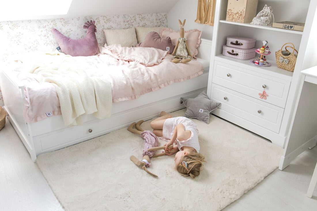 Bellamy Marylou Snow Bliss Bettschublade 90x200 cm, ausziehbare Schublade mit Rollen als Stauraum oder Zusatzbett für Kinderbett