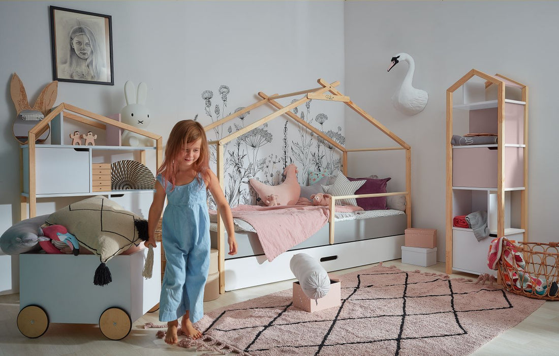Bellamy Joey Kinderregal in Hausform mit offenen Regalen und Schränkchen