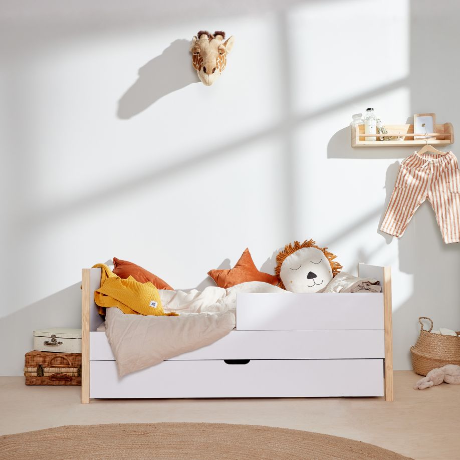 Bellamy Tatam Kinderbett 70x140 cm mit Sofafunktion aus Holz, umbaubar zum Juniorbett mit Schutzgittern, drei höhenverstellbaren Lattenrostpositionen und herausnehmbaren Sprossen