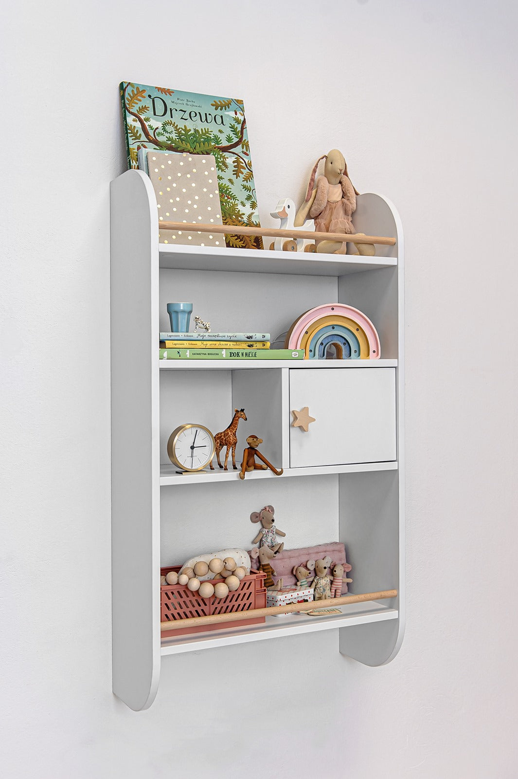 Bellamy Rainbow Wandregal mit Schrank und vier Ablagen im Kinderzimmer