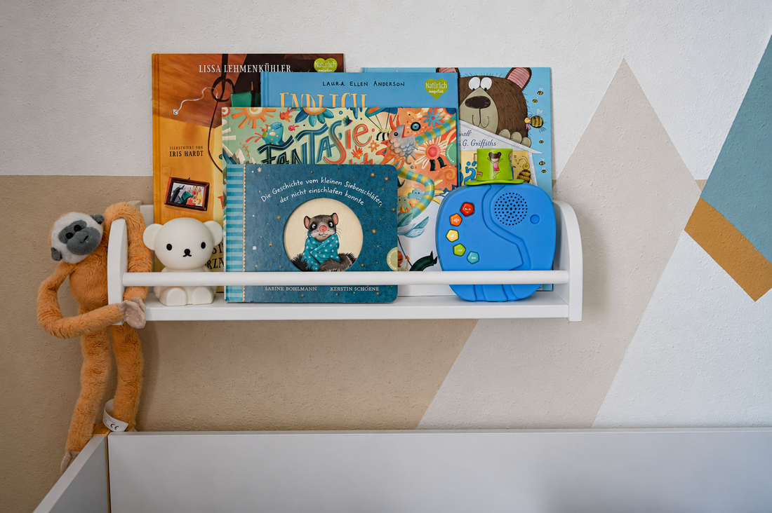 Bellamy Basic Wandregal aus Holz fürs Kinderzimmer