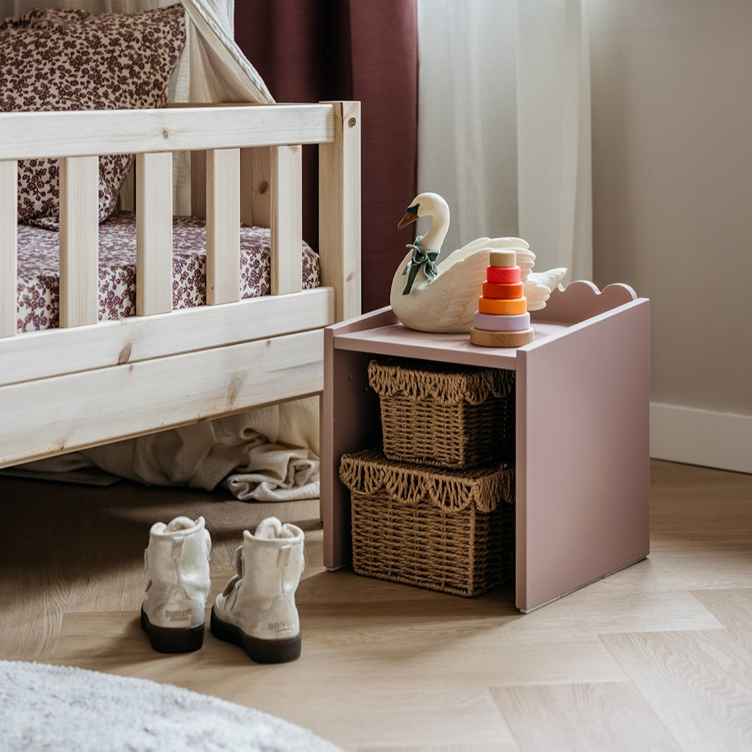 Montessori Kinderstuhl Book Nook, kompaktes Sitzmöbel für Kinder