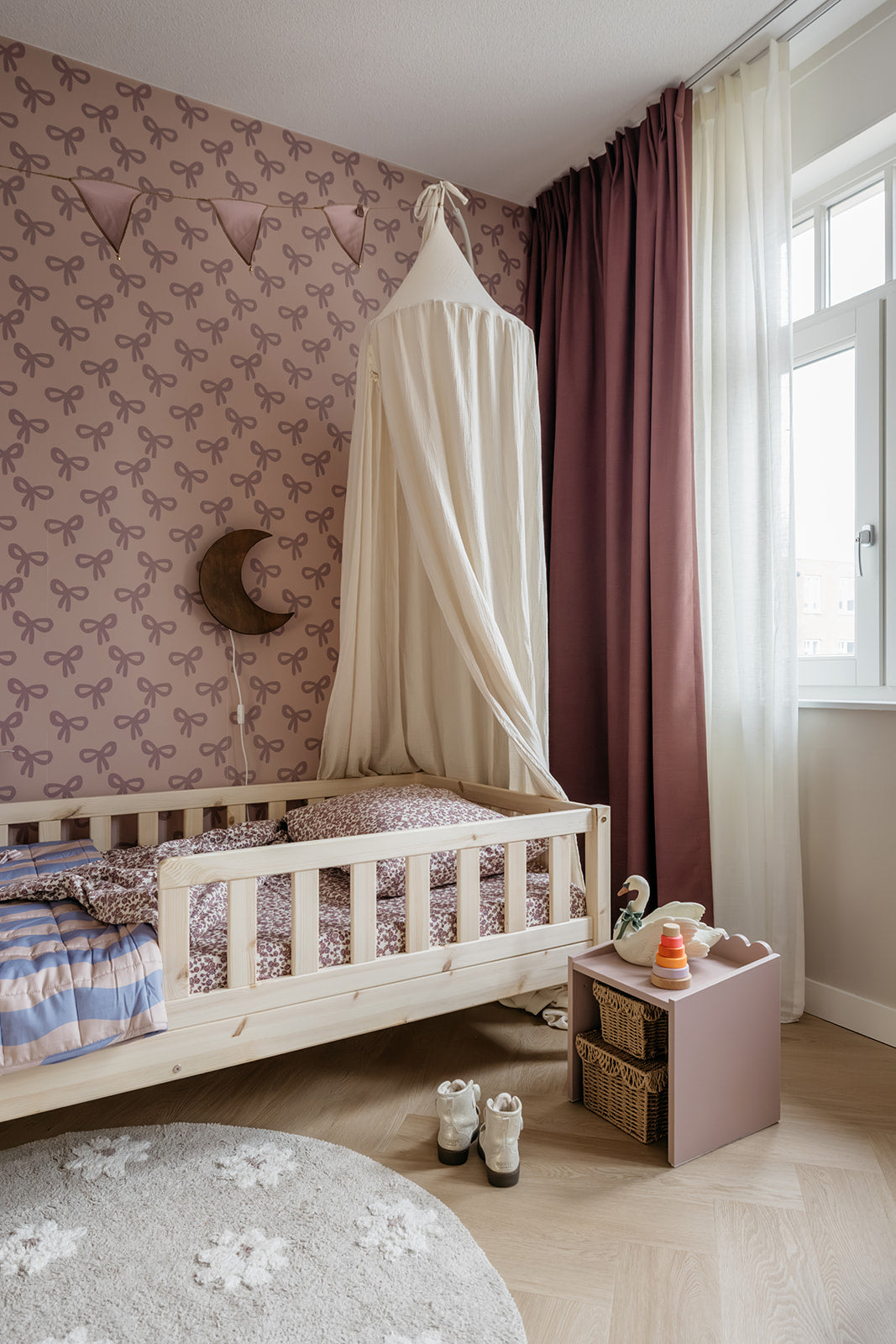 Montessori Kinderstuhl Book Nook, kompaktes Sitzmöbel für Kinder