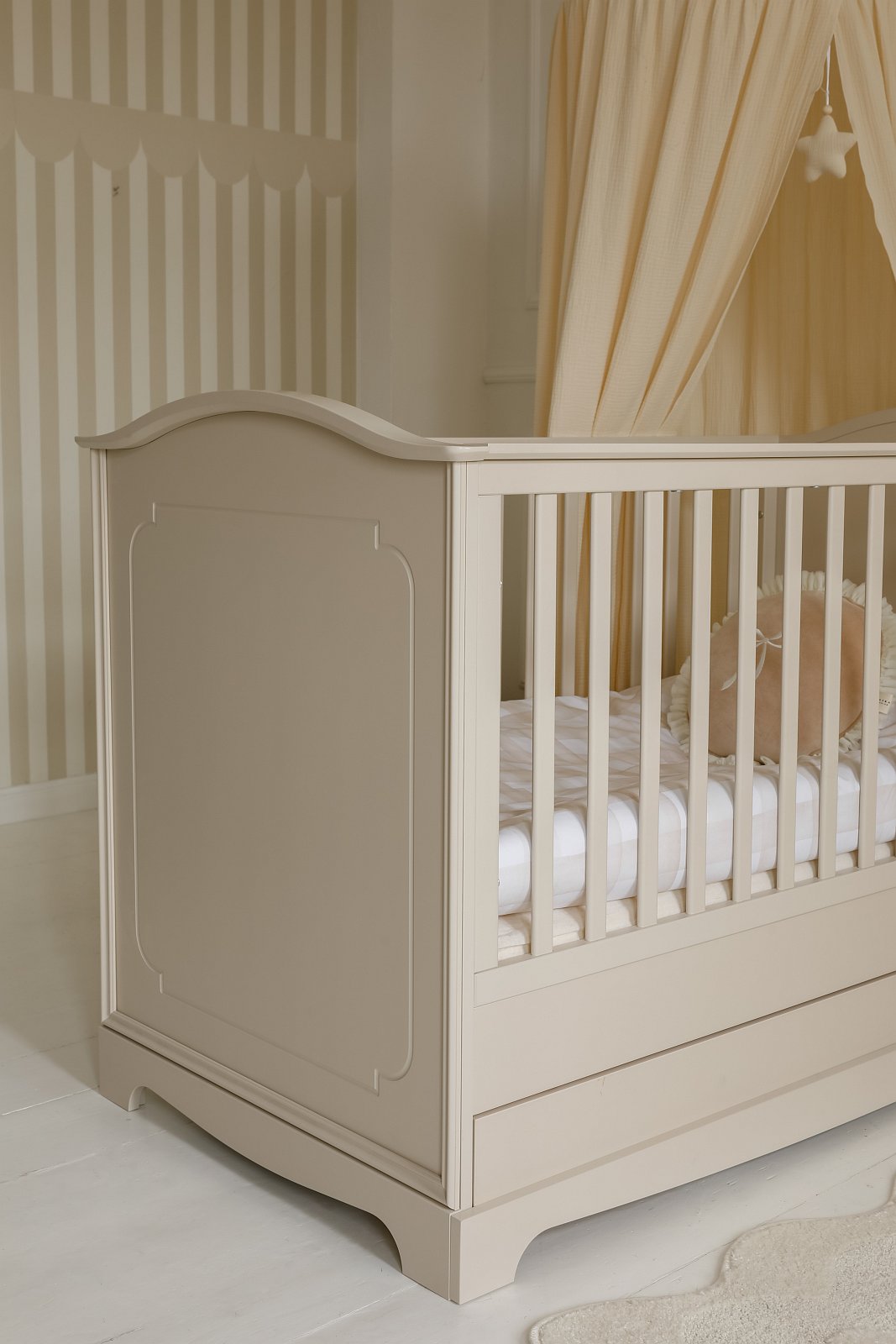 Bellamy Royal Kinderbett 70x140 mit Schublade