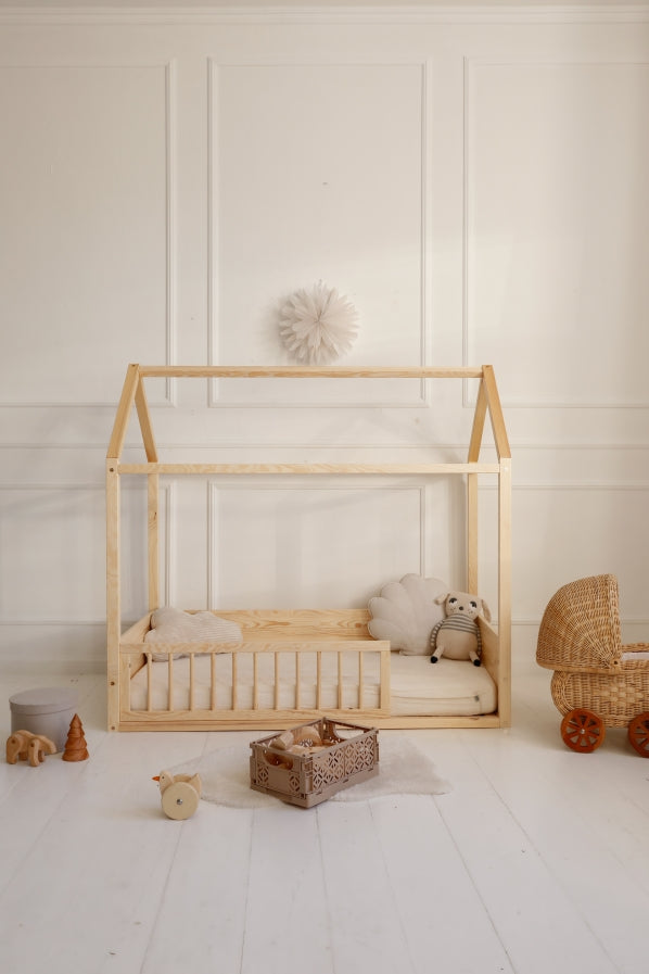 Bellamy Wood Nest Frontschutzgitter für Kinderbett 90x200 cm mit vertikalen Stäben in hellem Holzdesign